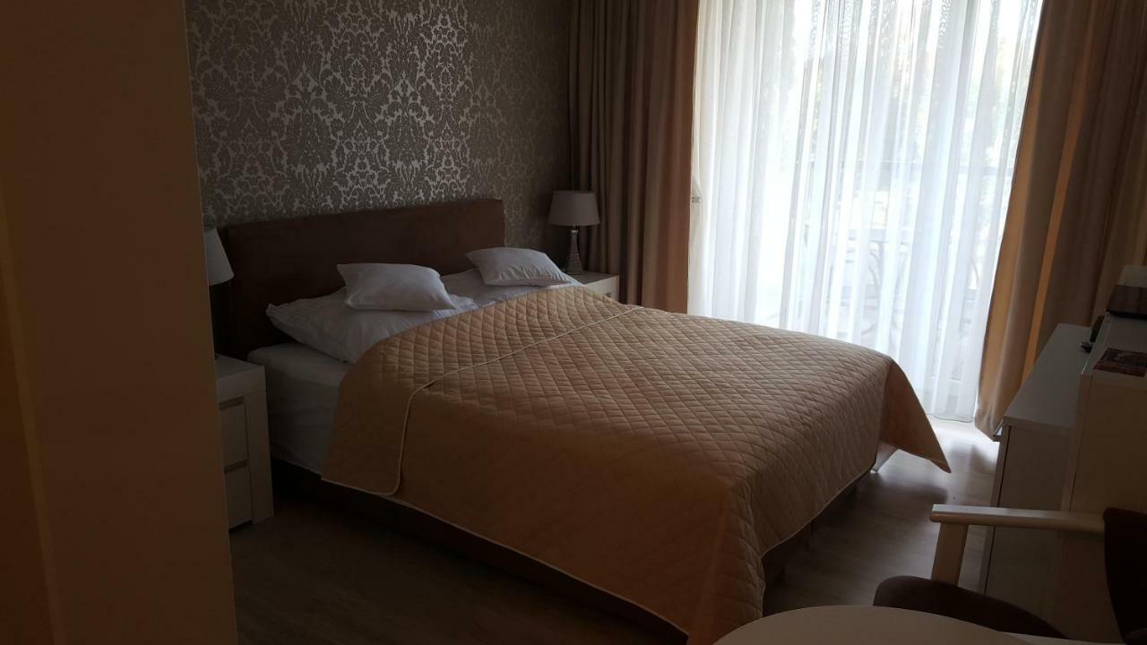 Wroclaw Apartamenty Kepa Mieszczanska Exterior photo