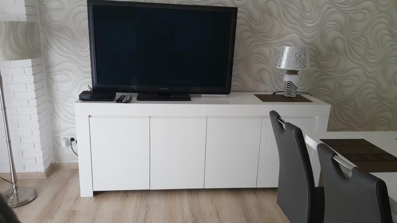 Wroclaw Apartamenty Kepa Mieszczanska Exterior photo
